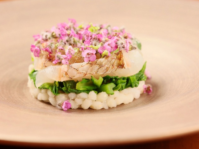Enjoy Italian cuisine using ingredients from Hokkaido with natural wines